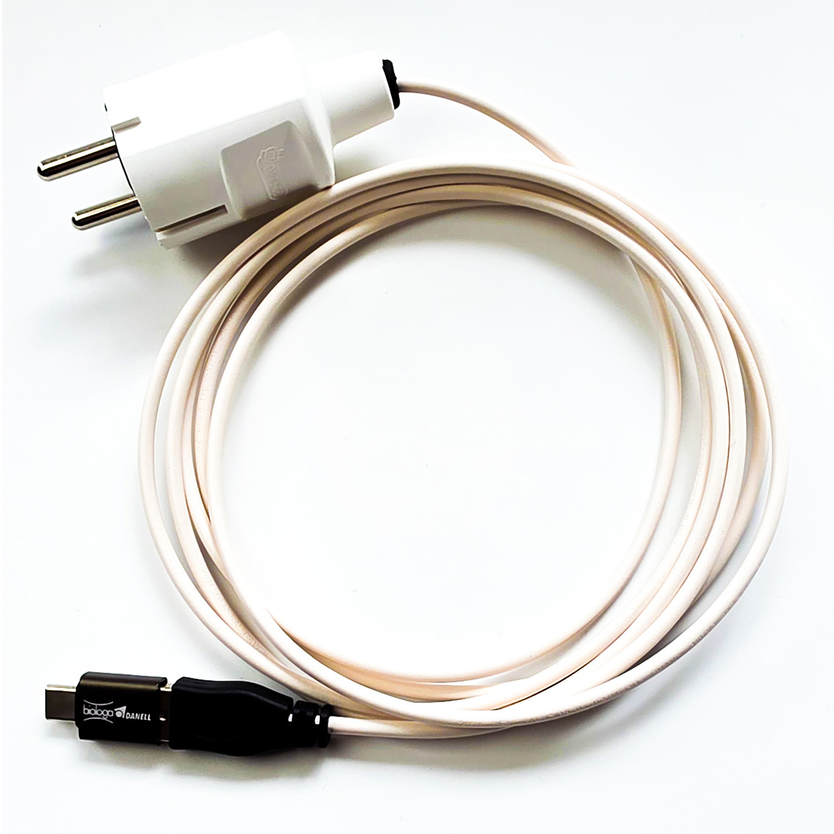 Grounding cable >>USB